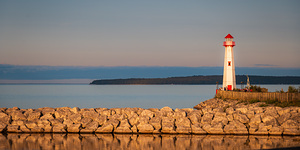 Golden Guardian of the Straits