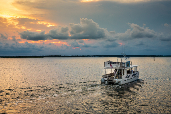 Sunset Sails: Beauforts Canvas of Romance Print