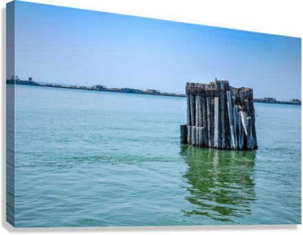 Pier Pilons Canvas Print