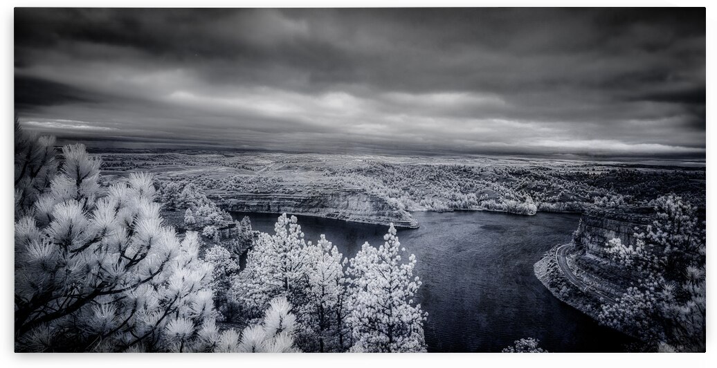 Guernsey Overlook: Infrared Impressions of the Overview by Dream World Images