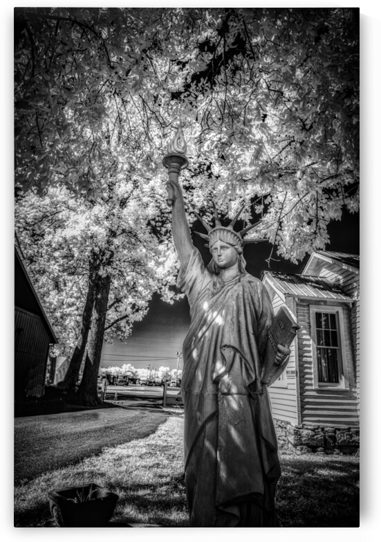 Dramatic Symbolism: Tennessee Lady Liberty by Dream World Images