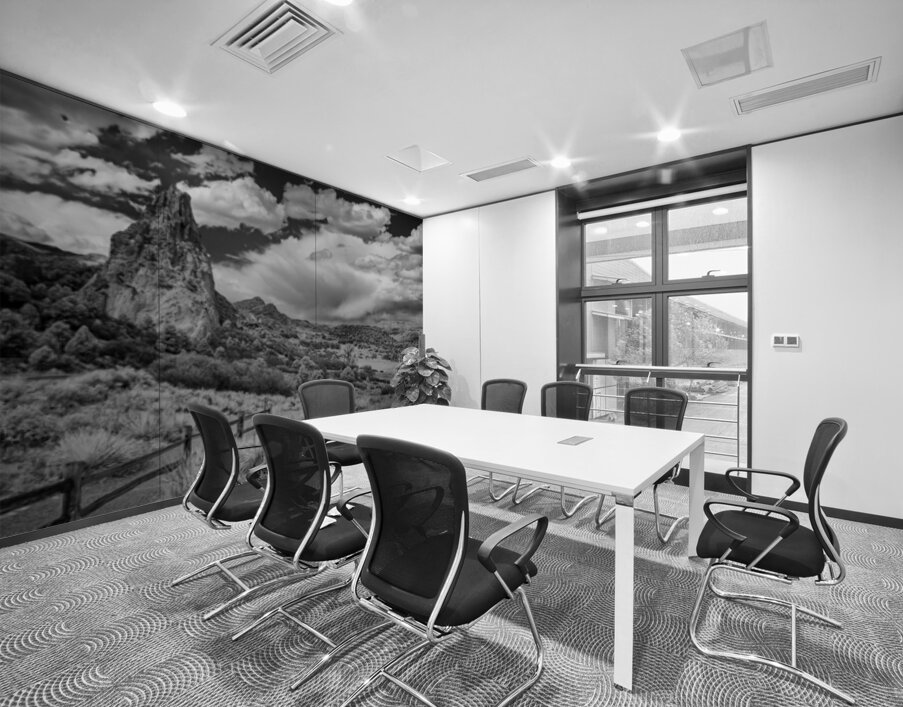 Trail to Majesty: Stormy Peaks at Garden of the Gods Wall Printing