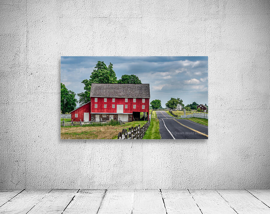 The Sherfy Barn: Roadside Charm by Dream World Images